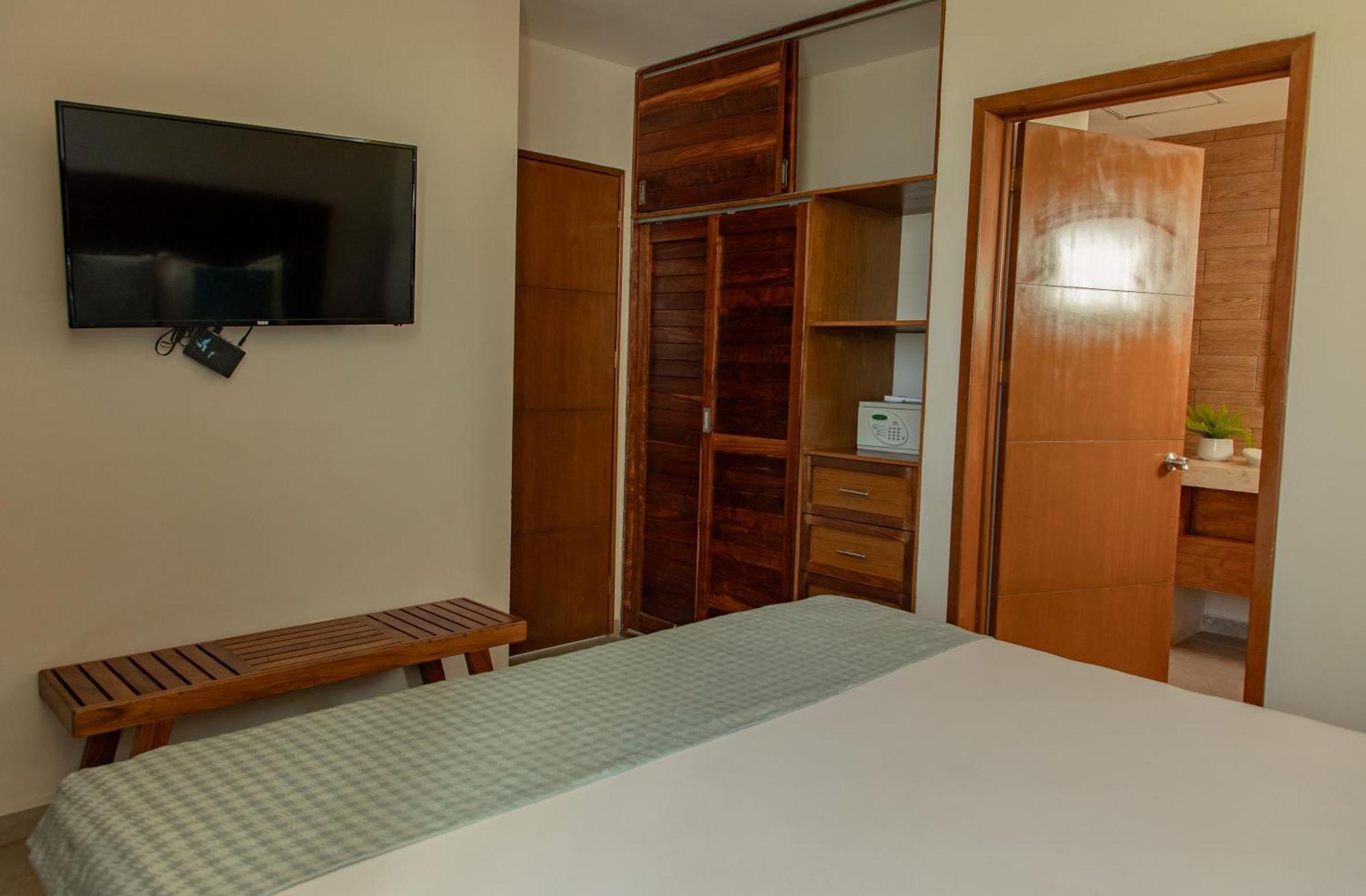 Aquastar Hotel & Apartments Mahahual Exterior photo
