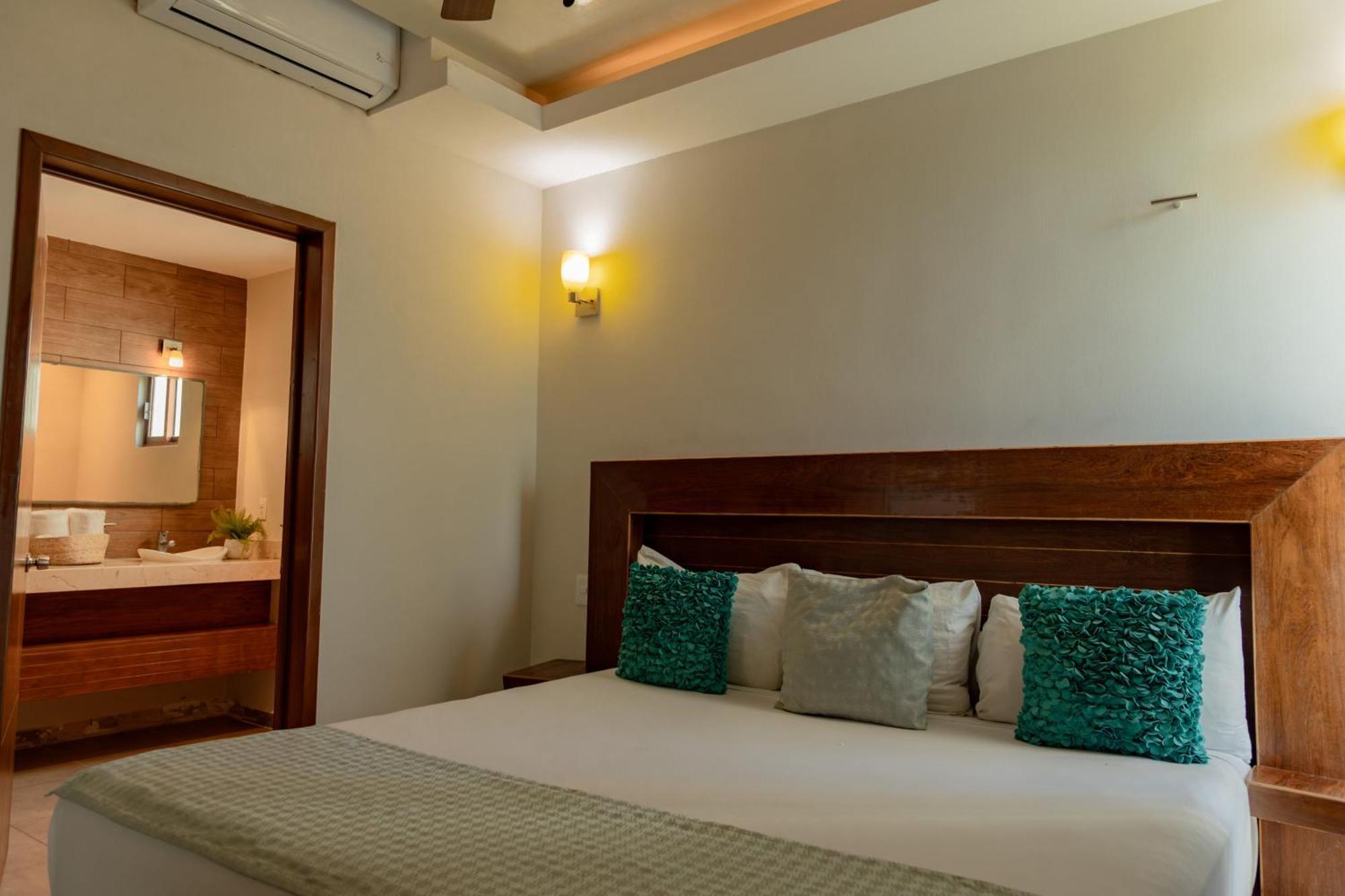 Aquastar Hotel & Apartments Mahahual Exterior photo