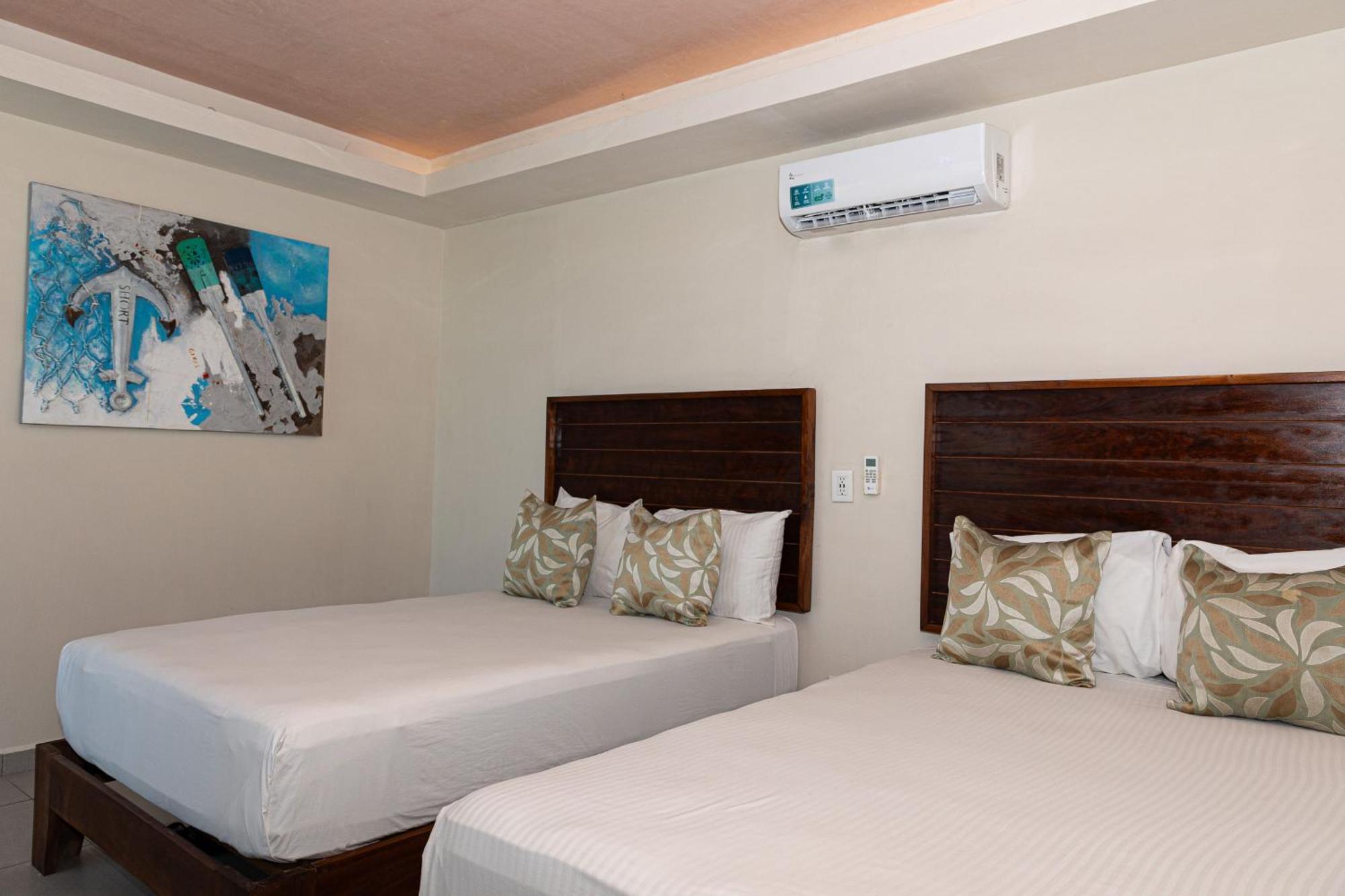 Aquastar Hotel & Apartments Mahahual Exterior photo